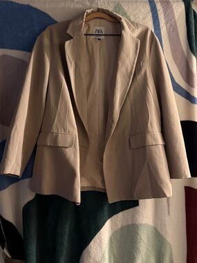 ZARA Tailored Light Beige Blazer Jacket Oversized Fit